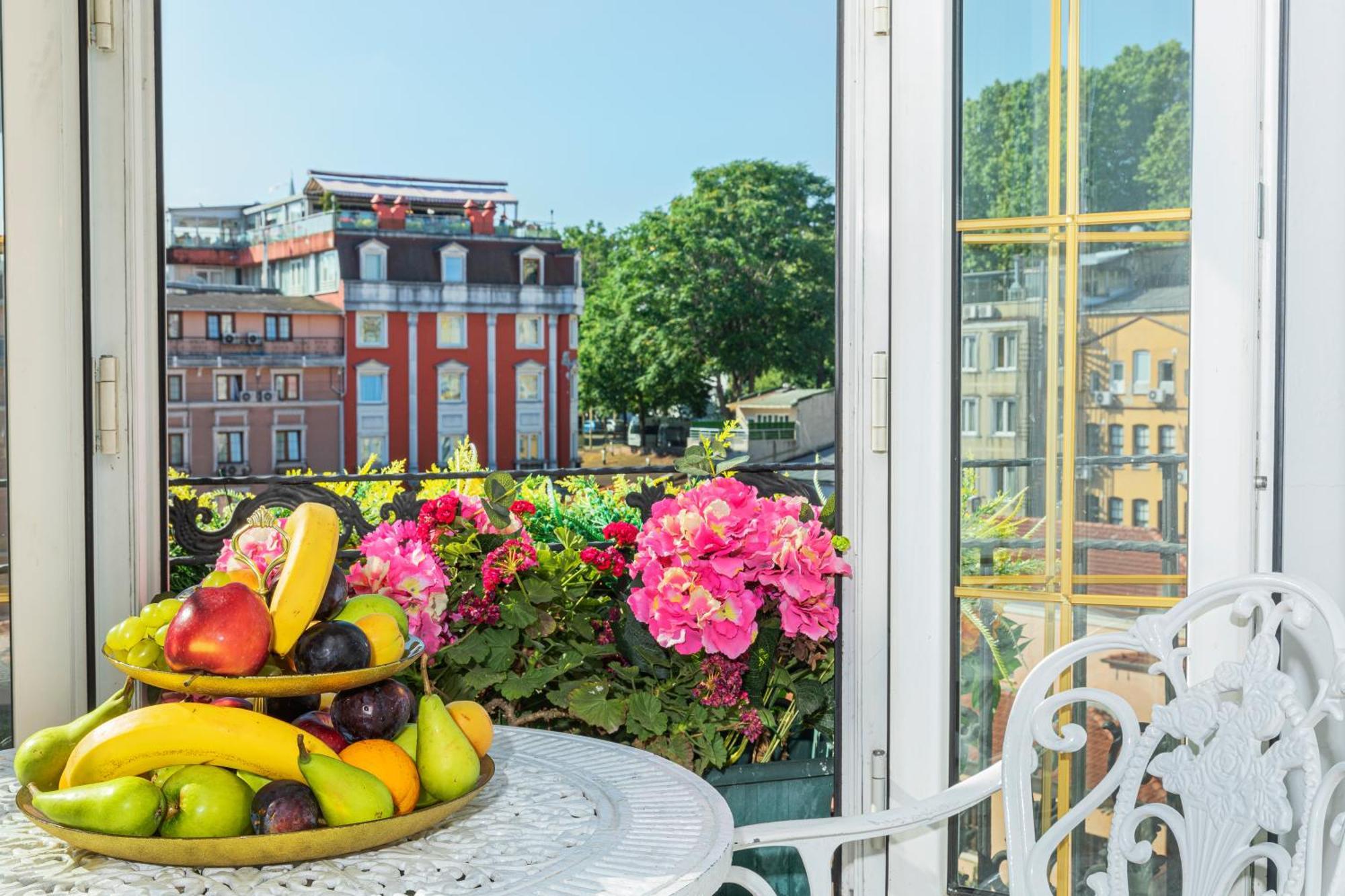 Hotel Ipek Palas Istanbul Exteriör bild